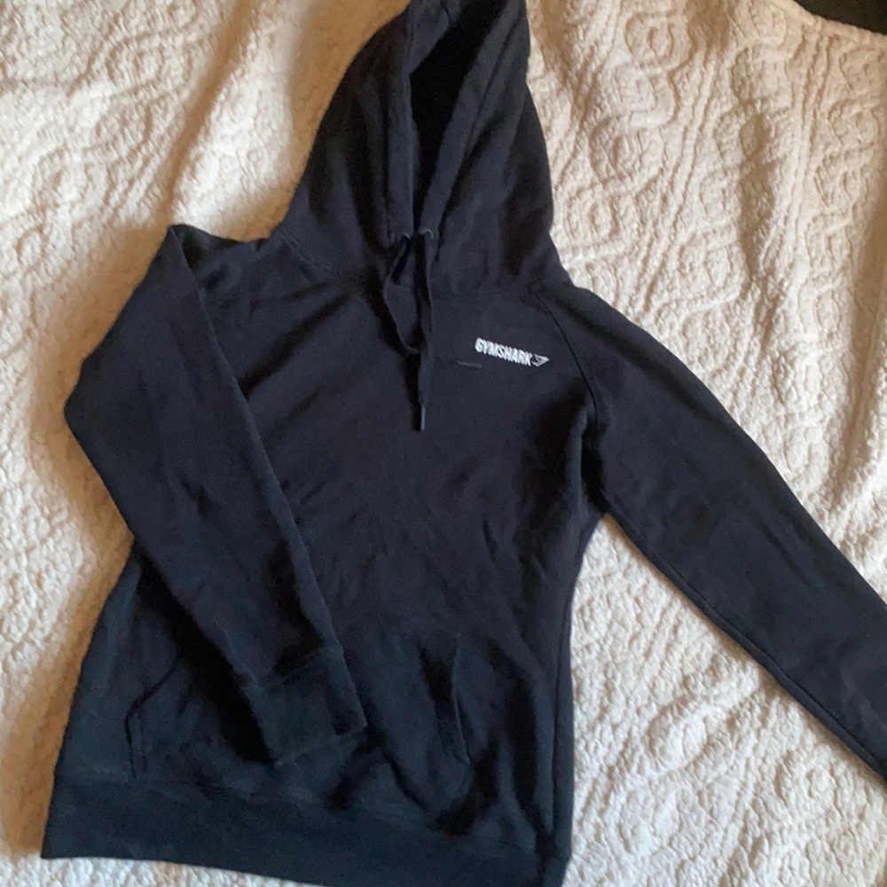 Black Gymshark sweatshirt